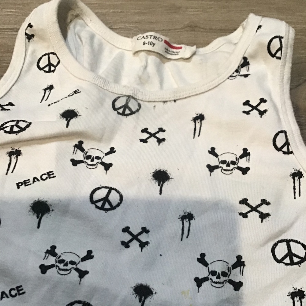 A boy skull tank top
